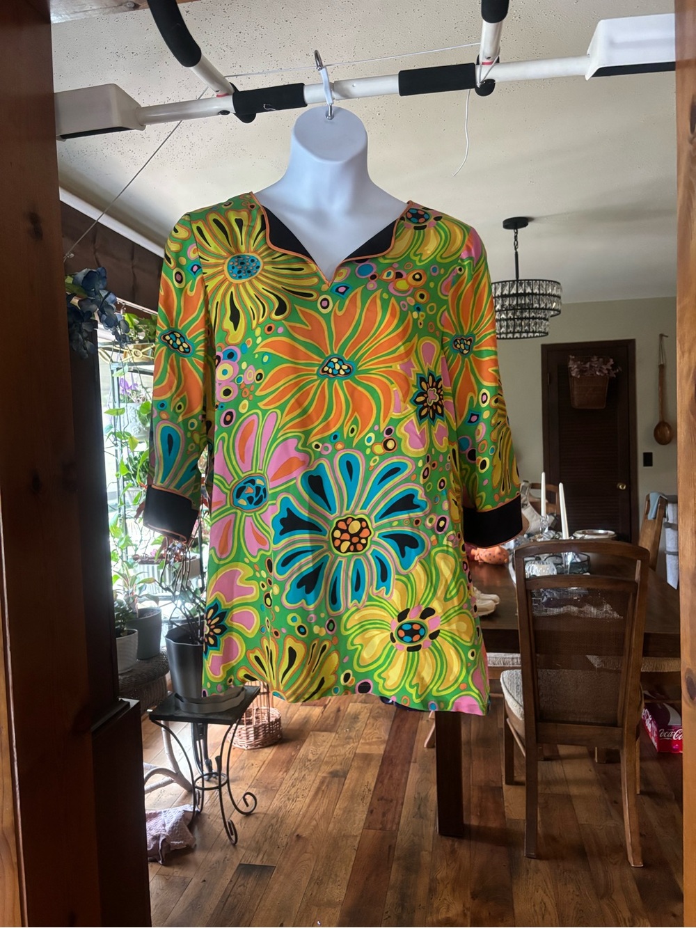 Vintage Bob Mackie "Wearable Art" 100% Silk Tunic Top with Psychedelic Print Lg